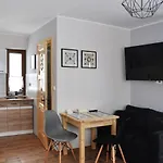 Jszi Apartment