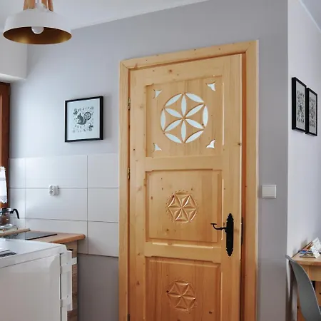 Jszi Apartment *