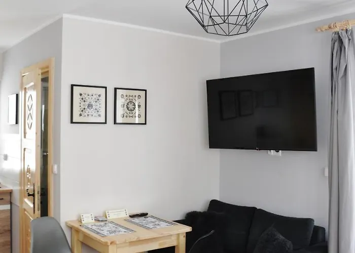 Jszi زاكوباني